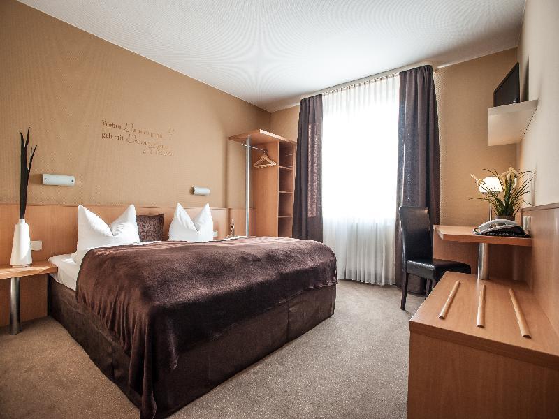 Sensconvent Hotel Michendorf Bagian luar foto