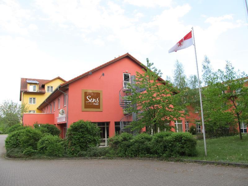 Sensconvent Hotel Michendorf Bagian luar foto
