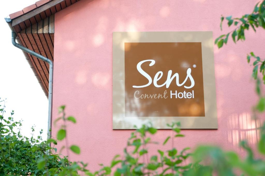 Sensconvent Hotel Michendorf Bagian luar foto